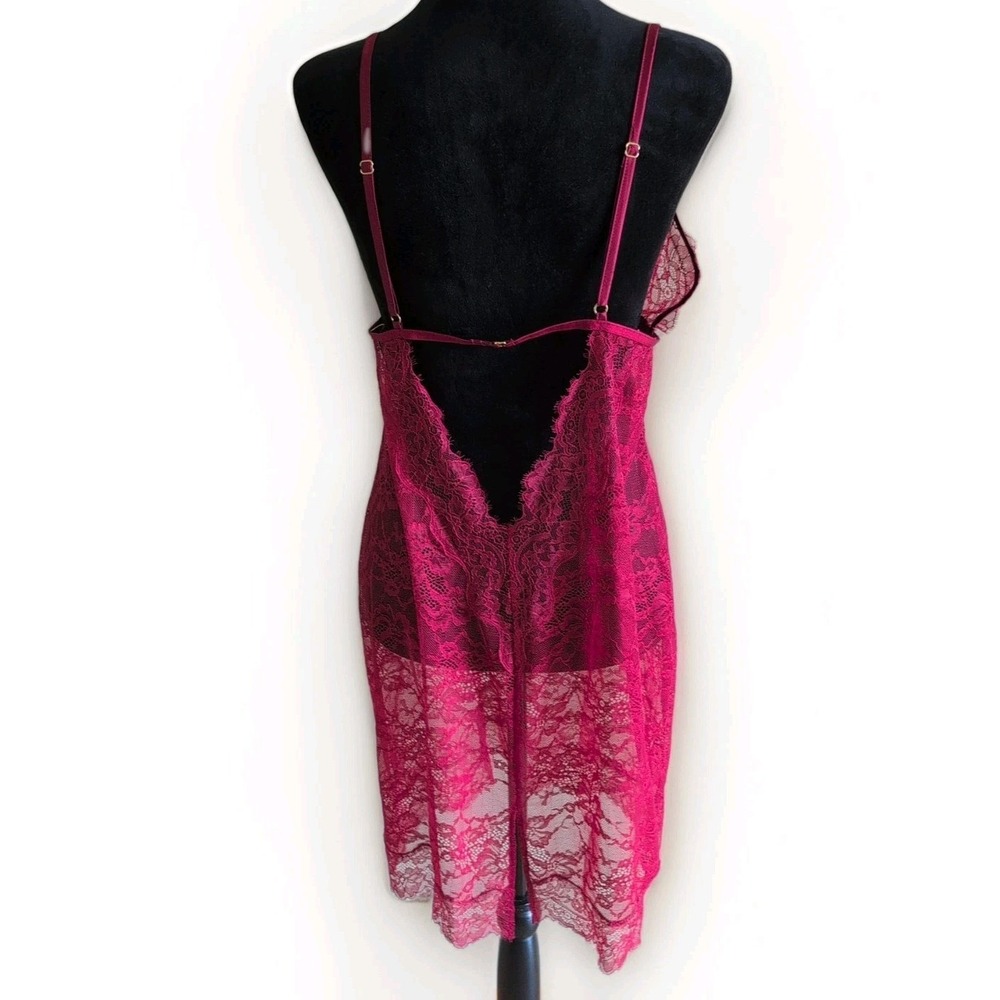 Pretty Sexy Victoria's Secret Red Lace Satin Chemise Nightgown Slip Sz Large EUC - Picture 2 of 8